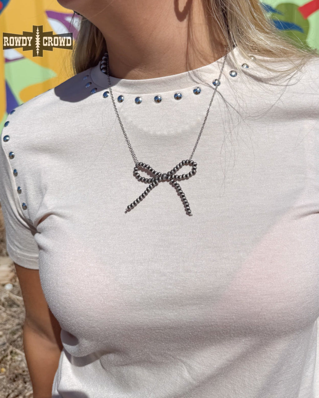 Faux Pearl Bow Necklace