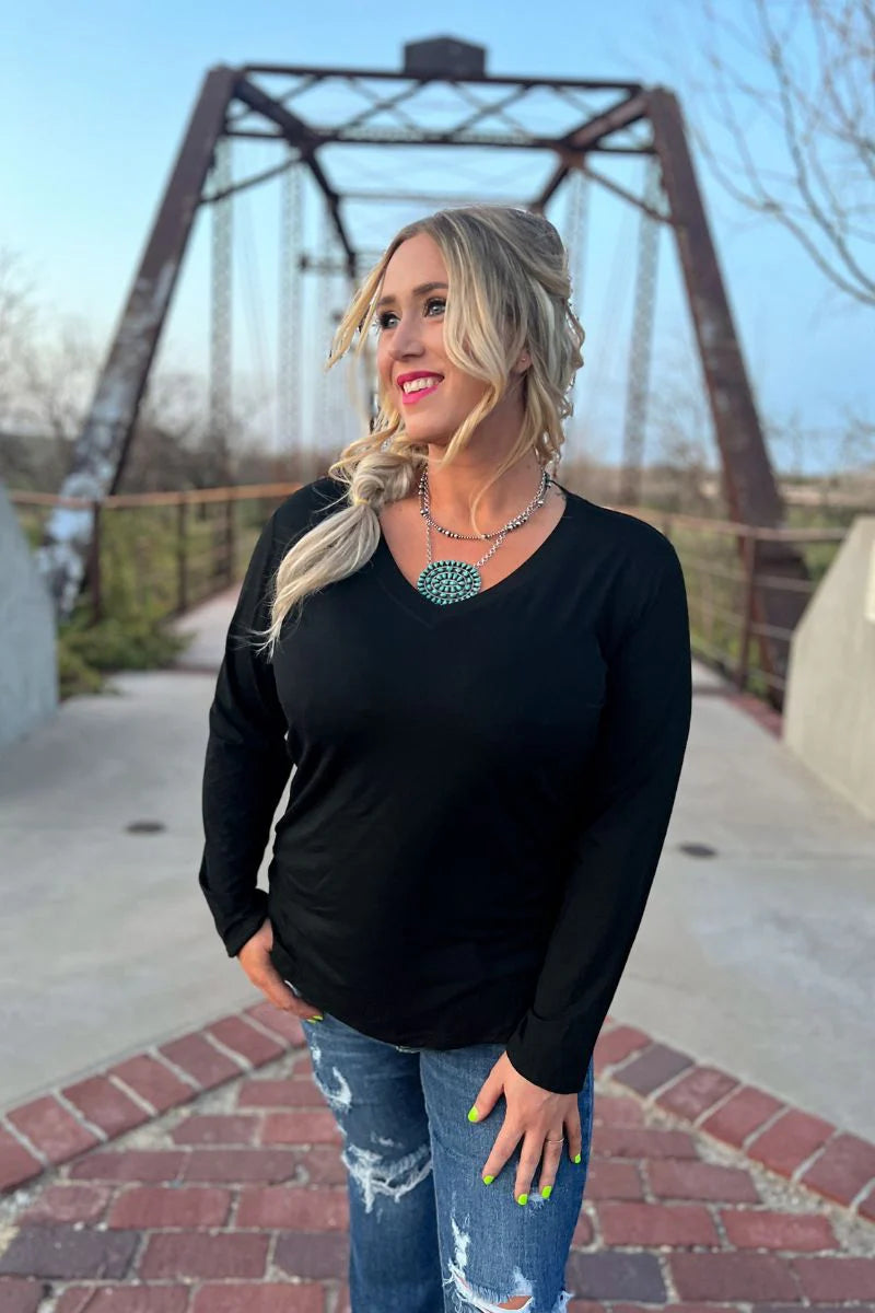 Simple in Black L/S