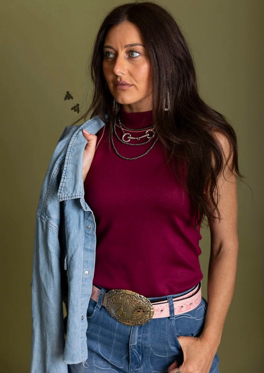 Essentials Tank in Wine